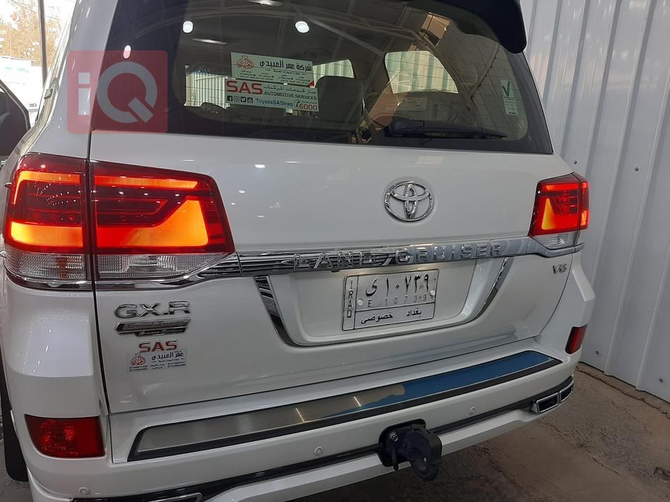 تويوتا لاندكروزر